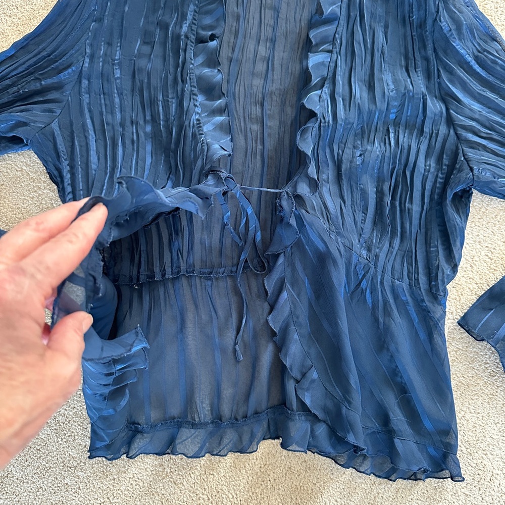 Elementz blouse/wrap - Picture 3 of 7
